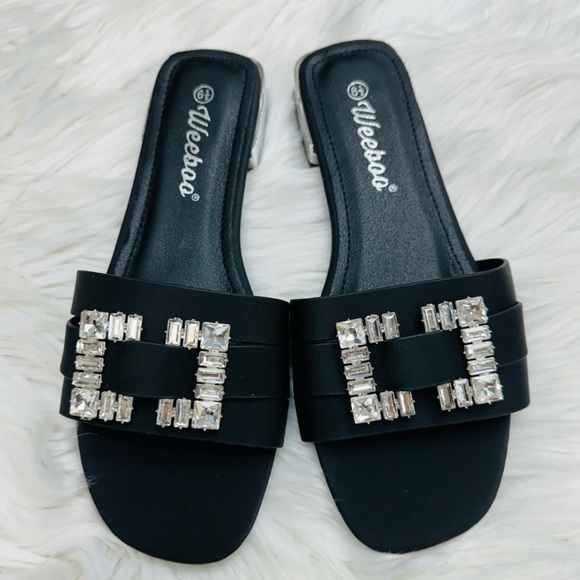 59. NEW| Black Satin Pendant Sandal - Picture 3 of 5